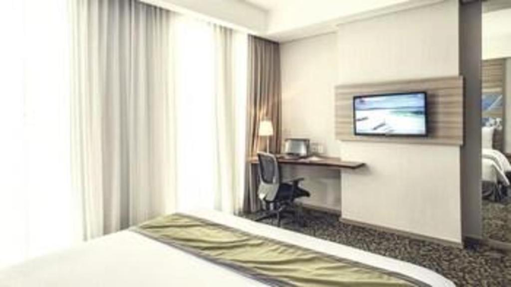 Hotel Grandhika Iskandarsyah Jakarta Exterior photo