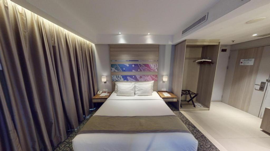 Hotel Grandhika Iskandarsyah Jakarta Exterior photo