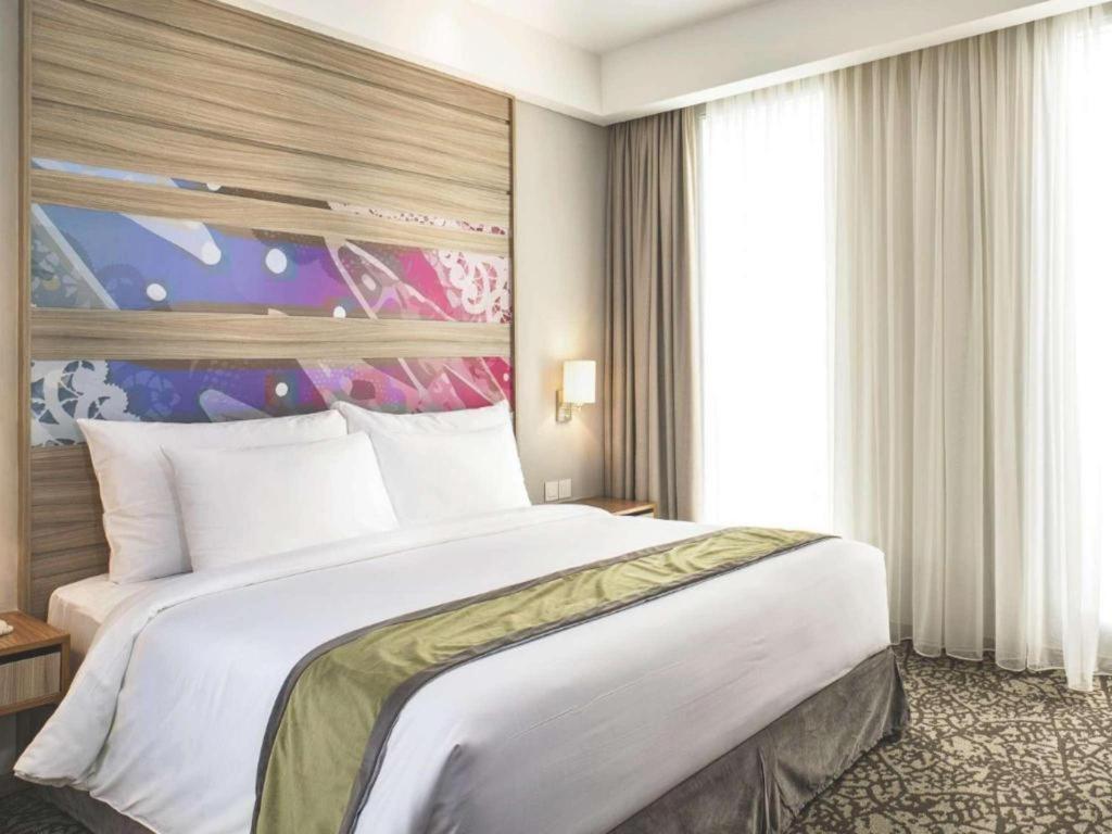 Hotel Grandhika Iskandarsyah Jakarta Exterior photo