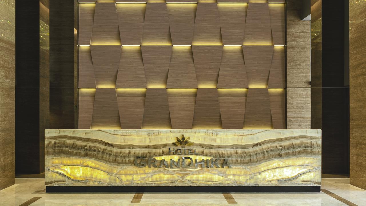 Hotel Grandhika Iskandarsyah Jakarta Exterior photo