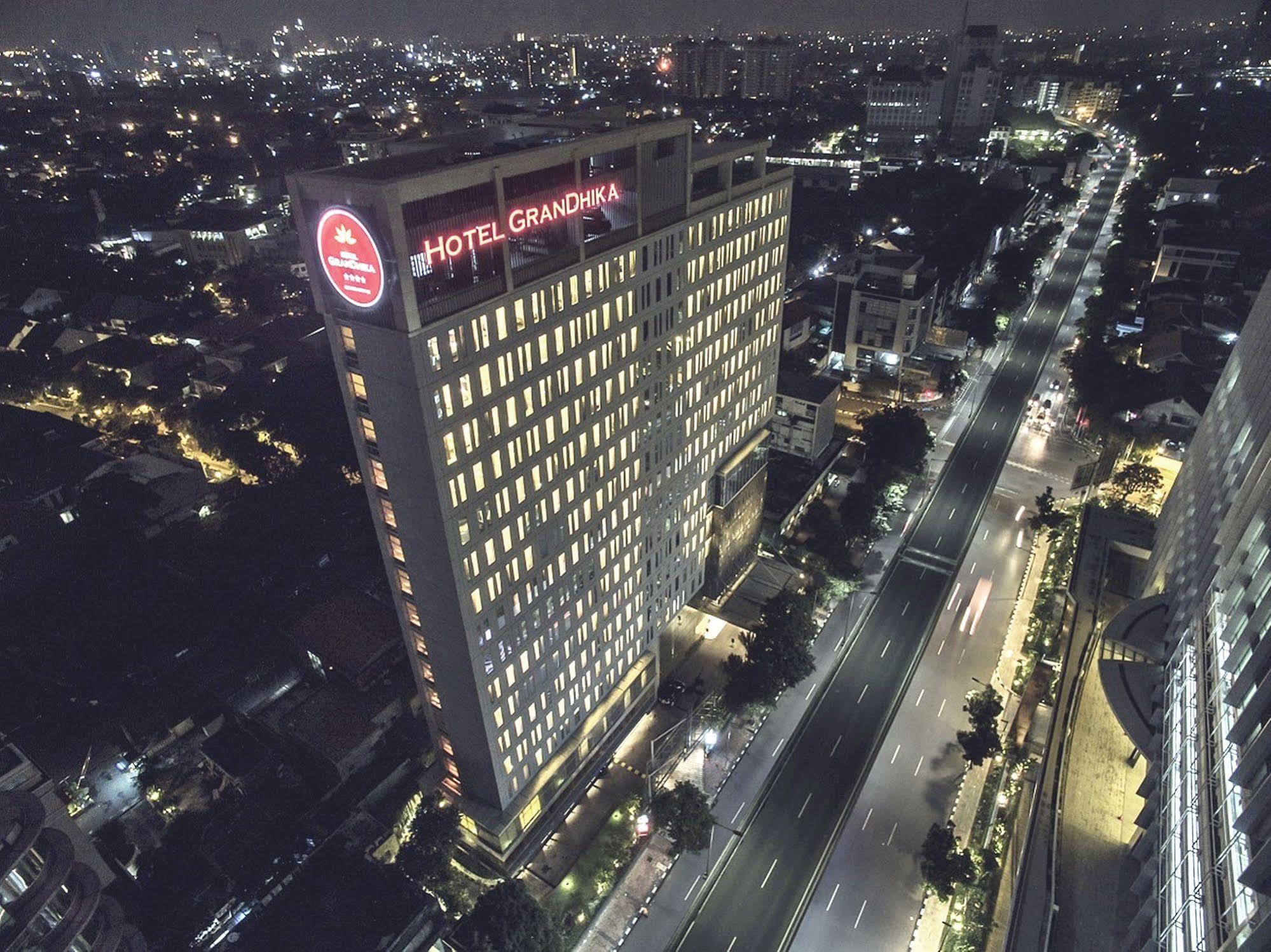 Hotel Grandhika Iskandarsyah Jakarta Exterior photo